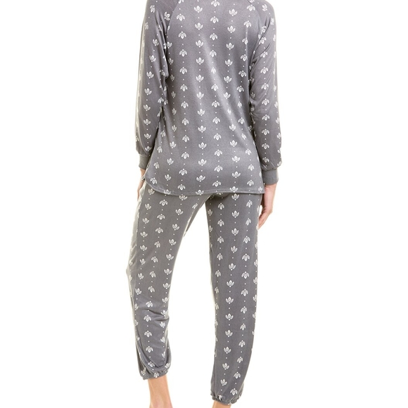 🌶REDUCED🌶FLORA NIKROOZ 2pc dreamy sweater sleepwear set in gray and white - Picture 2 of 16